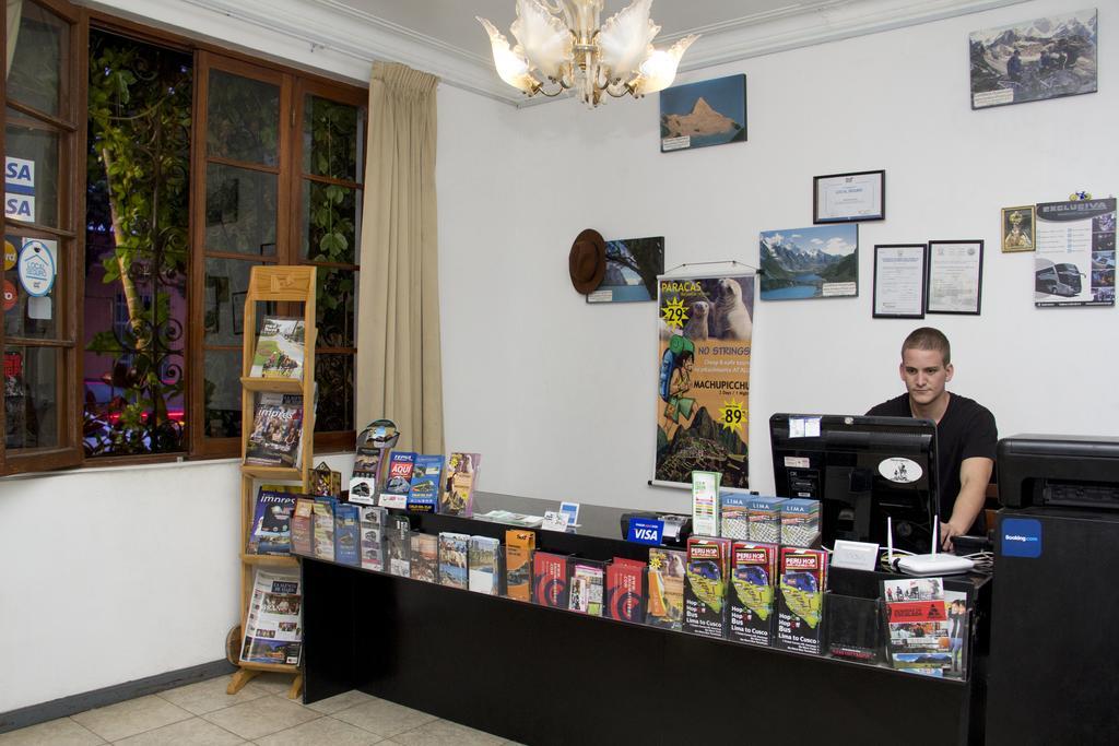 The House Project Backpackers Lima Buitenkant foto
